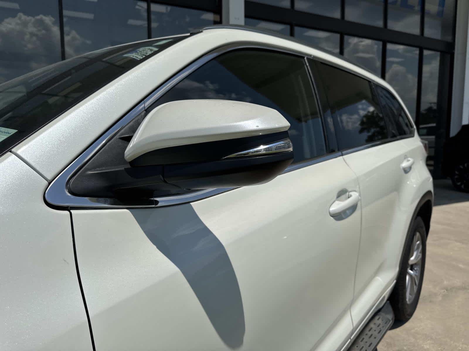 2015 Toyota Highlander XLE photo 20