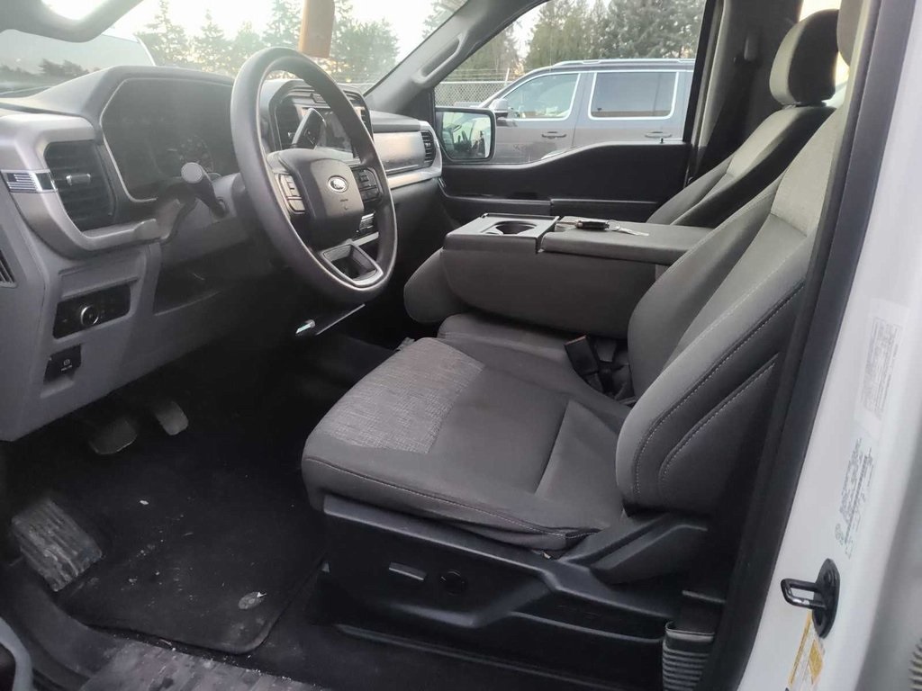 2023 Ford F-150 XLT photo 2