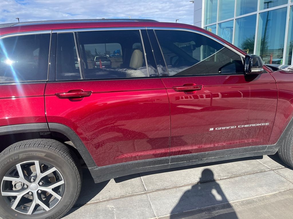 2023 Jeep Grand Cherokee Limited photo 21