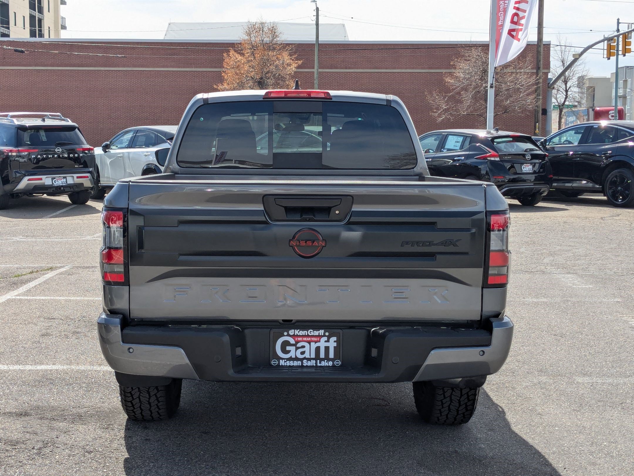 2025 Nissan Frontier PRO-4X photo 4