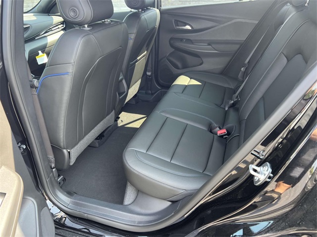 2025 Buick Envista ST photo 11