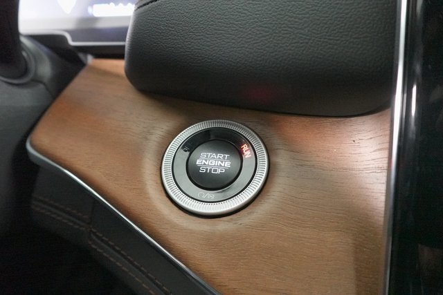 2025 Jeep Grand Cherokee L Summit Reserve photo 22