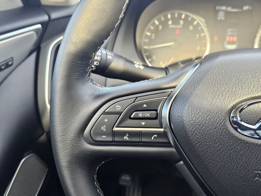 2024 Infiniti Q50 LUXE photo 32