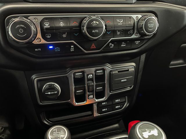 2022 Jeep Wrangler Unlimited Sahara 4xe photo 21