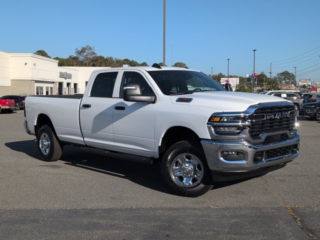 2026 Ram 2500 Tradesman photo 2