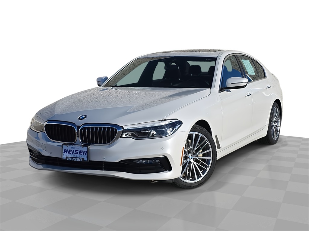 2017 BMW 5 Series 540i's photo