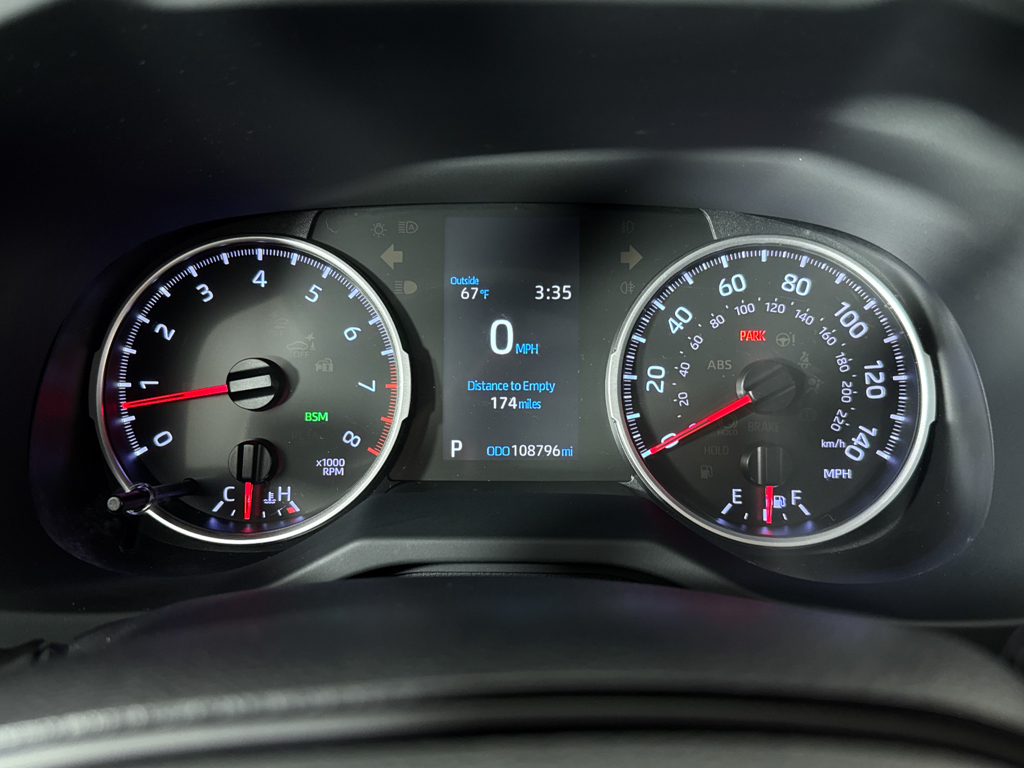 2019 Toyota RAV4 XLE Premium photo 4