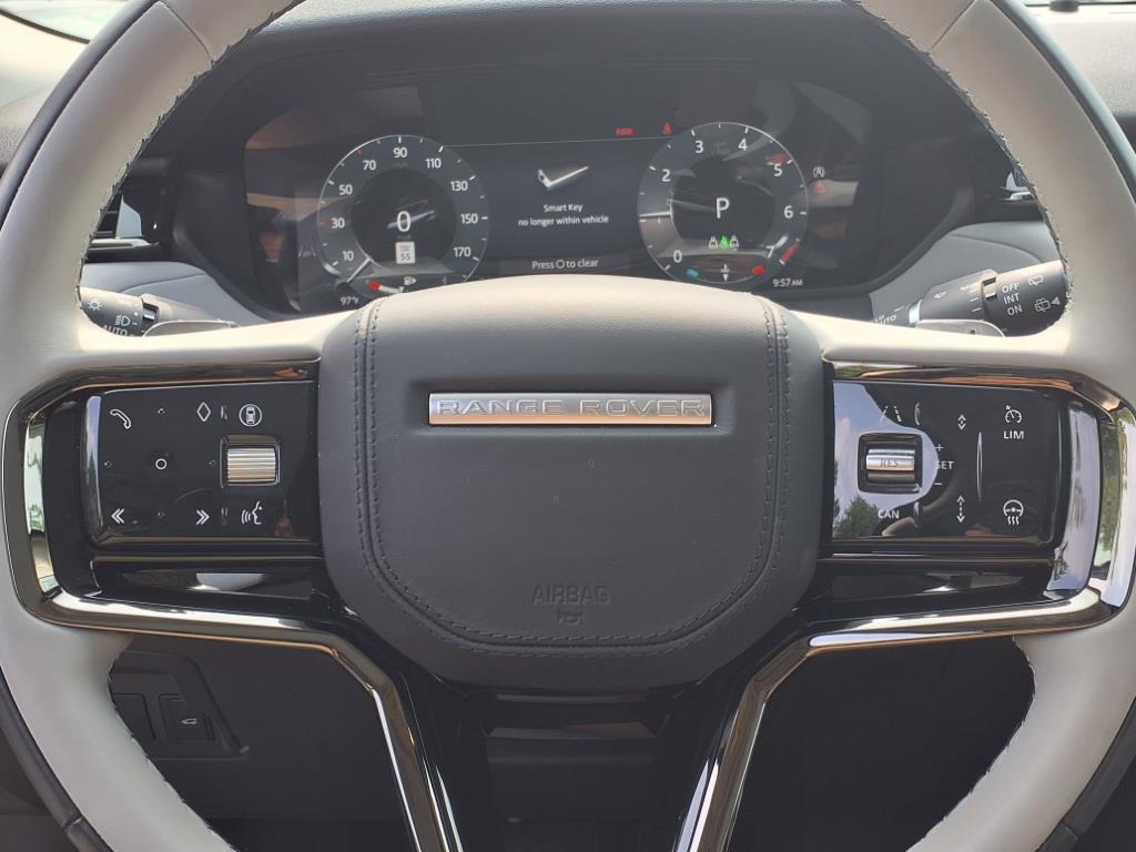 2025 Land Rover Range Rover Velar S photo 10