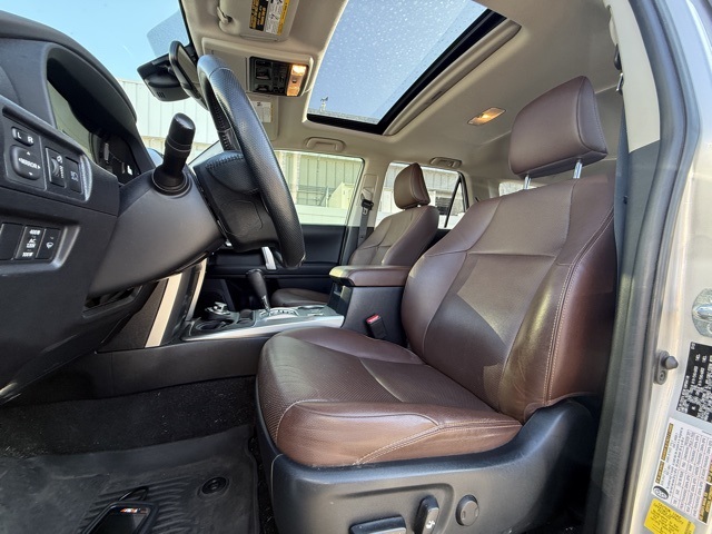 2023 Toyota 4Runner Limited photo 10