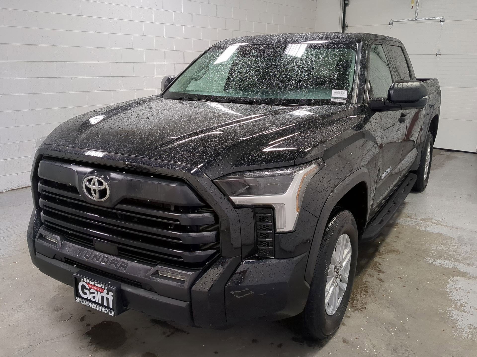 2023 Toyota Tundra SR5 photo 7