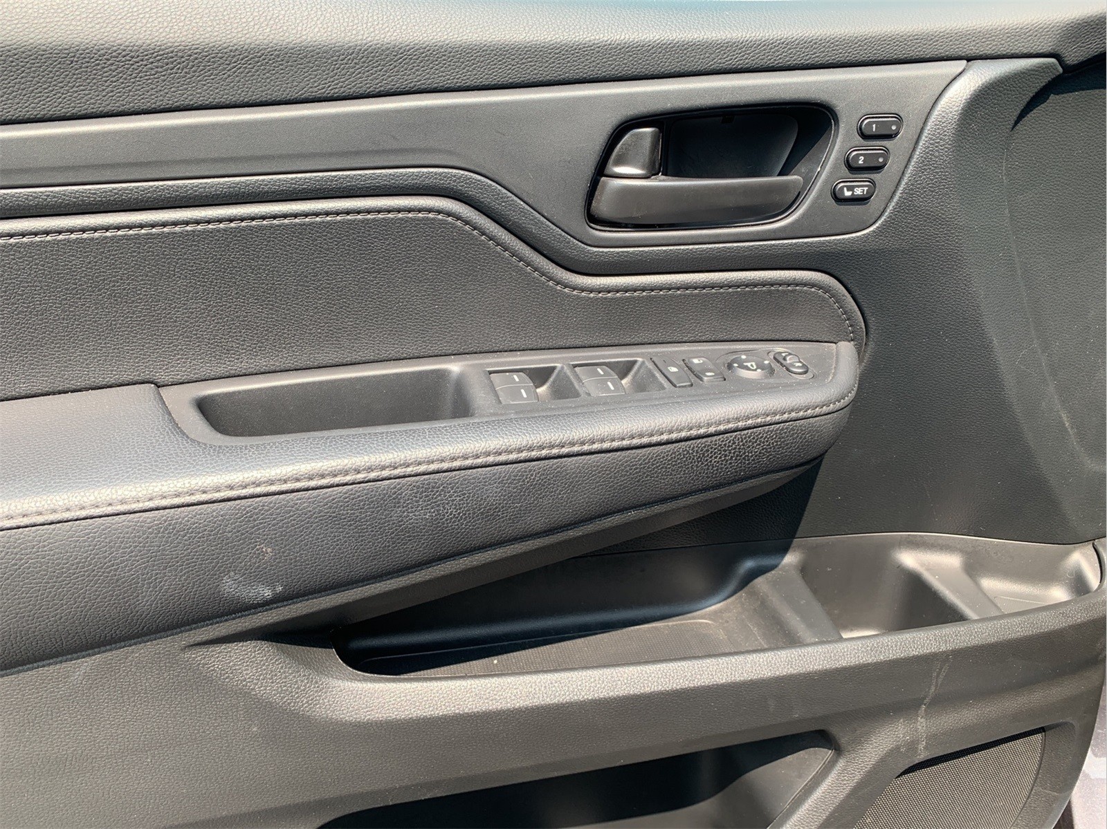 2023 Honda Odyssey EX-L photo 9