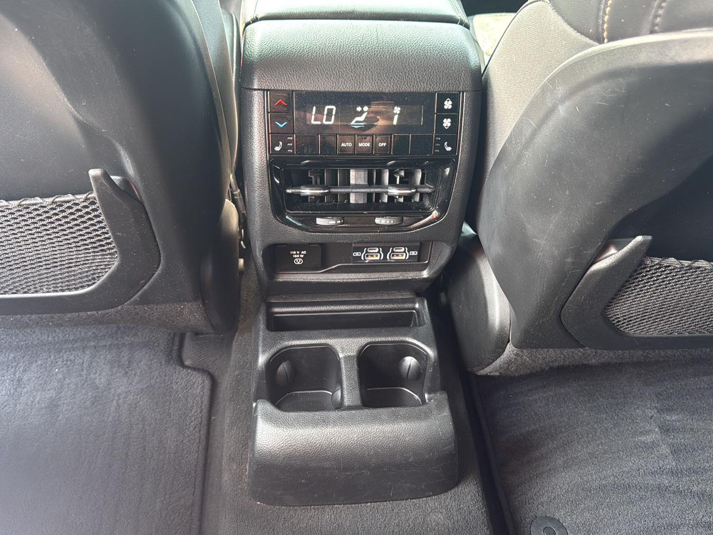 2022 Jeep Grand Cherokee Limited photo 20