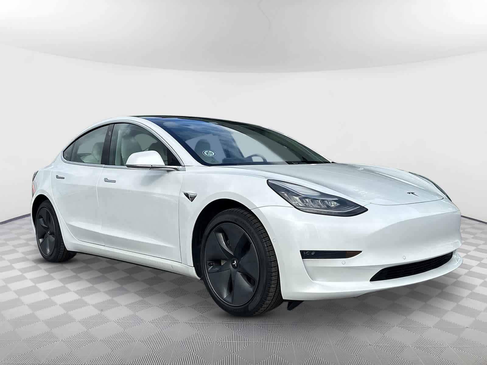 2020 Tesla Model 3 Base's photo