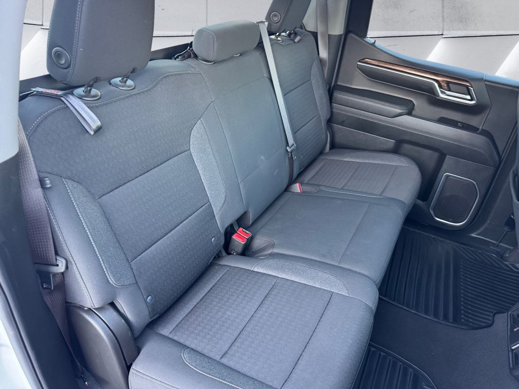 2024 Gmc Sierra 1500 SLE photo 16