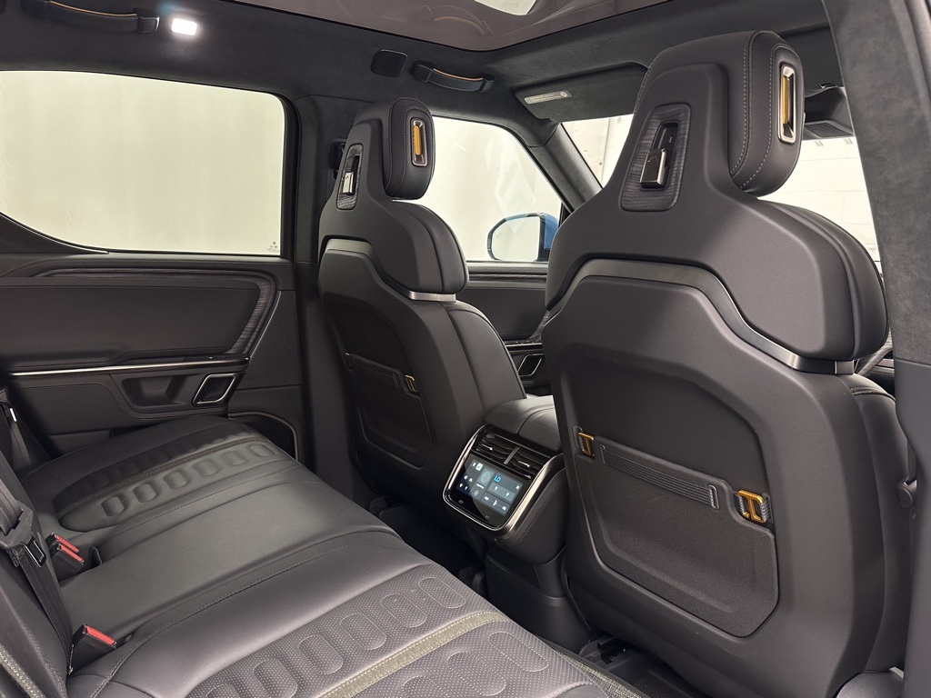 2022 Rivian R1T Launch Edition photo 18