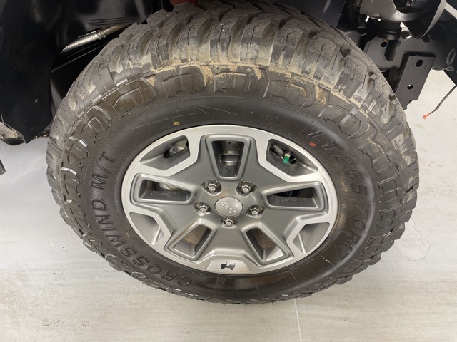 2017 Jeep Wrangler Unlimited Rubicon photo 9