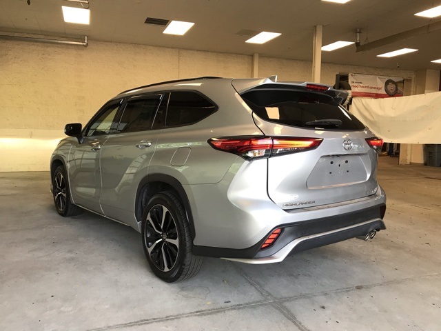 2021 Toyota Highlander XSE photo 6