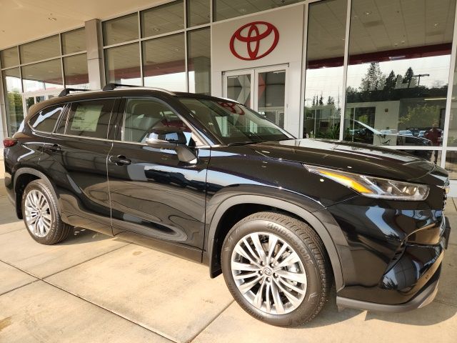 2025 Toyota Highlander XLE XSE Platinum Limited photo 3