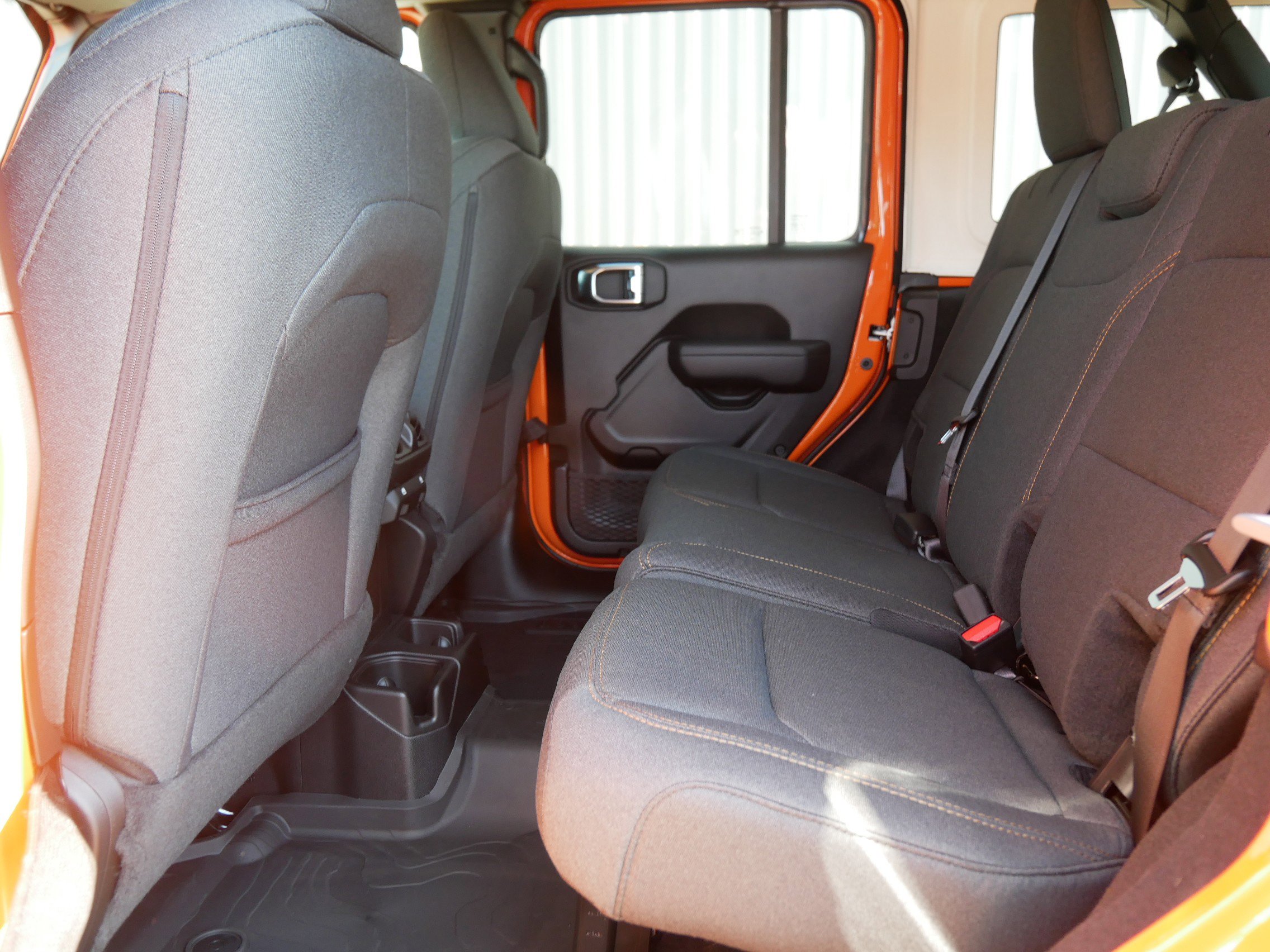 2025 Jeep Wrangler Willys photo 6