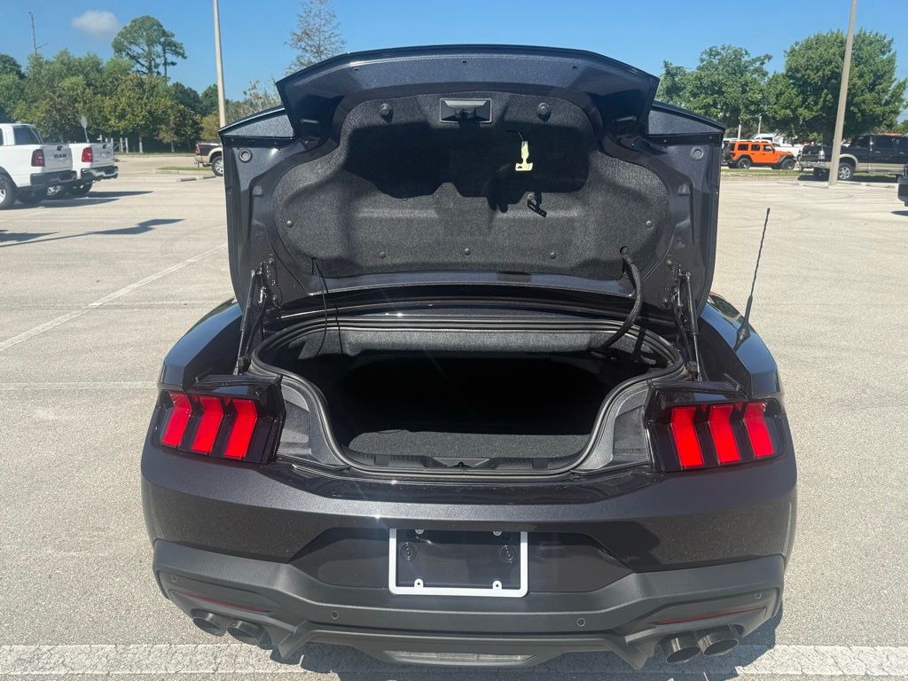 2024 Ford Mustang GT Premium photo 28