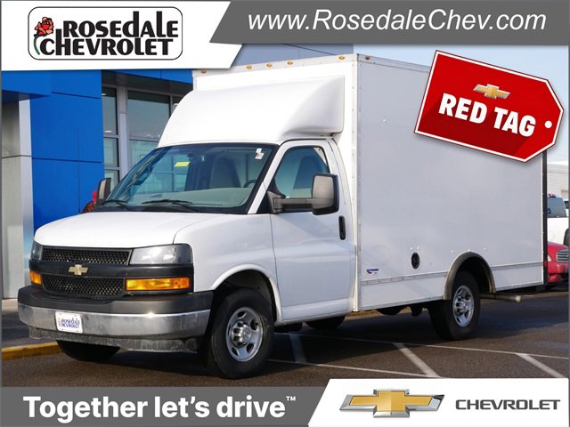2023 Chevrolet Express Cutaway Base's photo