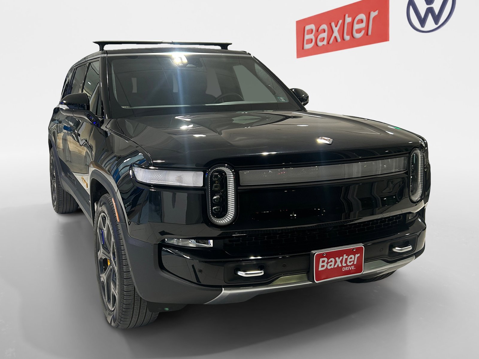 2023 Rivian R1S Adventure's photo