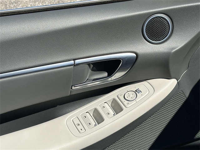 2023 Hyundai Sonata SEL photo 26