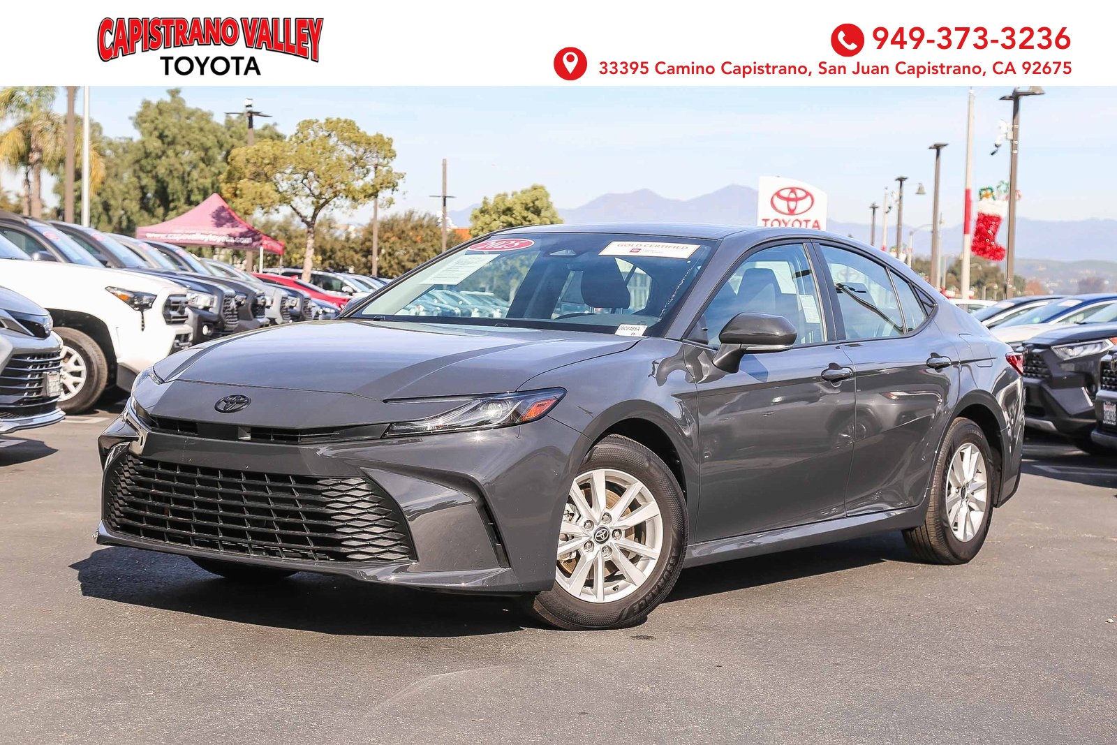 2025 Toyota Camry LE's photo