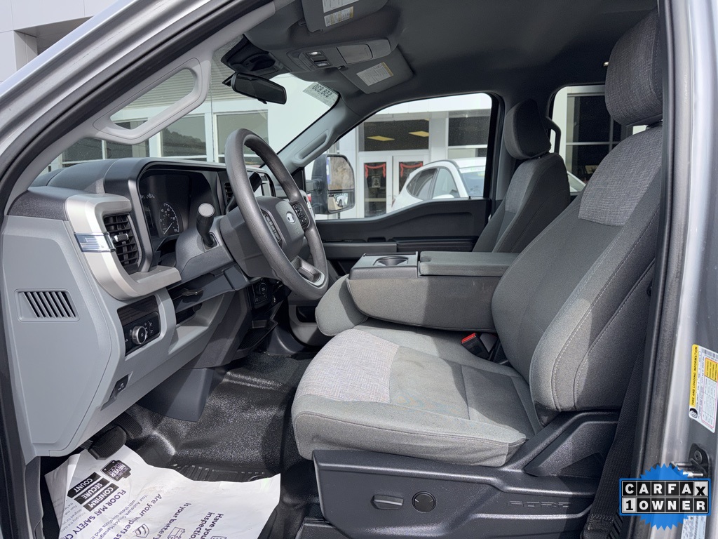 2024 Ford F-250 photo 2