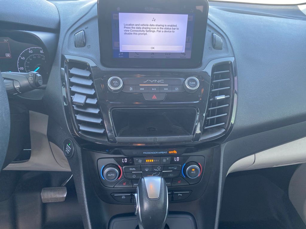 2020 Ford Transit Connect Titanium photo 18