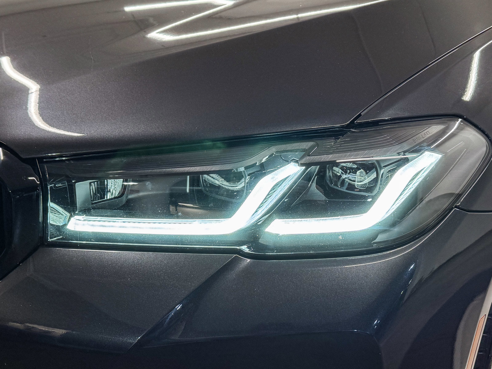 2023 Bmw 530e 5-Series photo 4