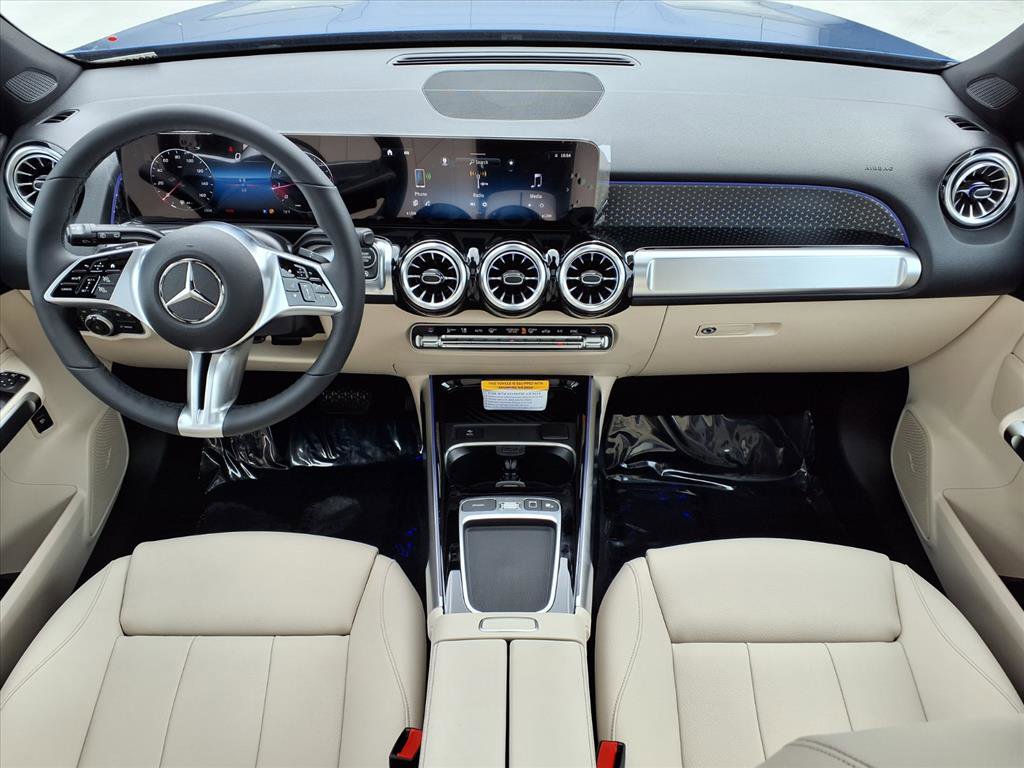 2026 Mercedes Benz GLB 250 photo 4