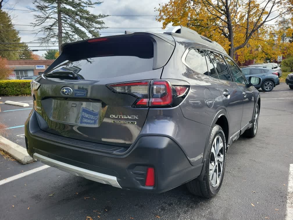2022 Subaru Outback Touring XT photo 2