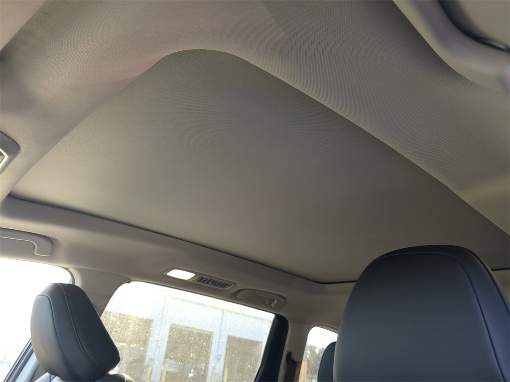 2025 Subaru Ascent Onyx Edition Touring photo 21