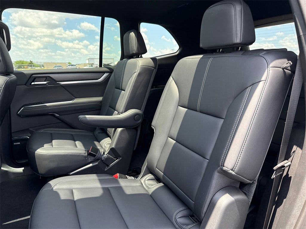 2025 Gmc Acadia Elevation Black Edition photo 31