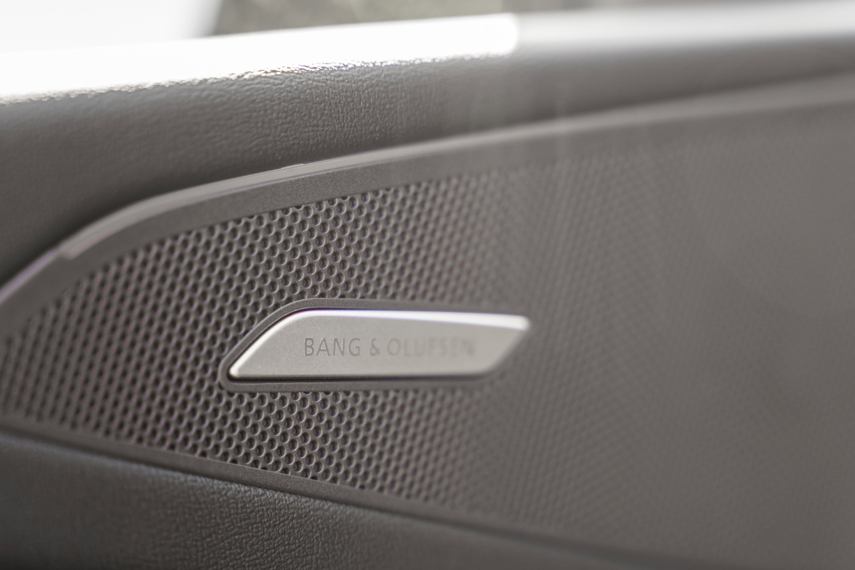 2025 Audi SQ6 photo 24