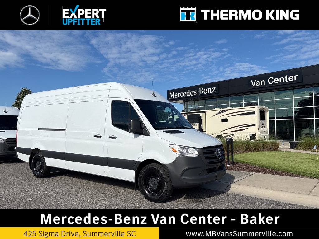 2026 Mercedes-Benz Sprinter Cargo Van Base's photo