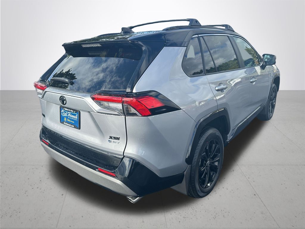 2025 Toyota RAV4 Hybrid XSE photo 7