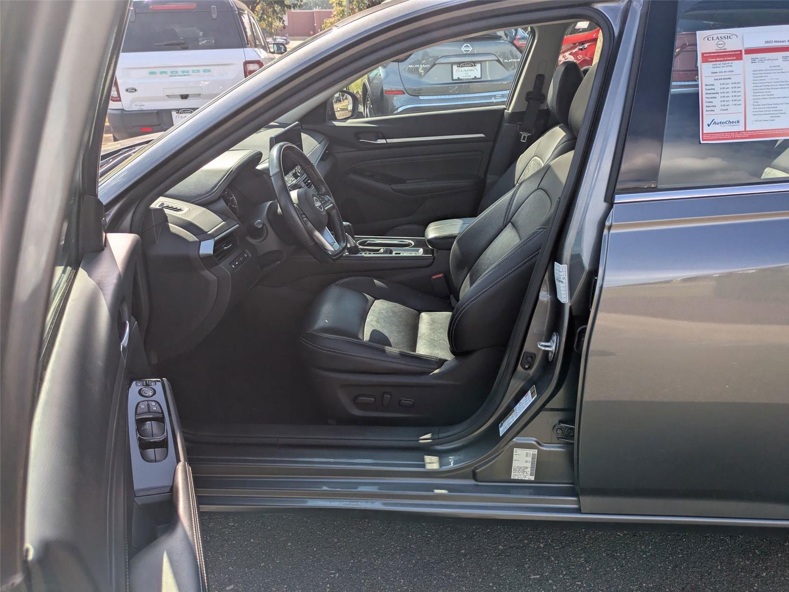 2023 Nissan Altima 2.5 SL photo 13