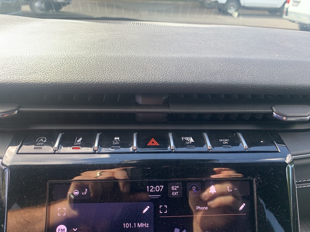 2024 Jeep Grand Cherokee Altitude photo 13