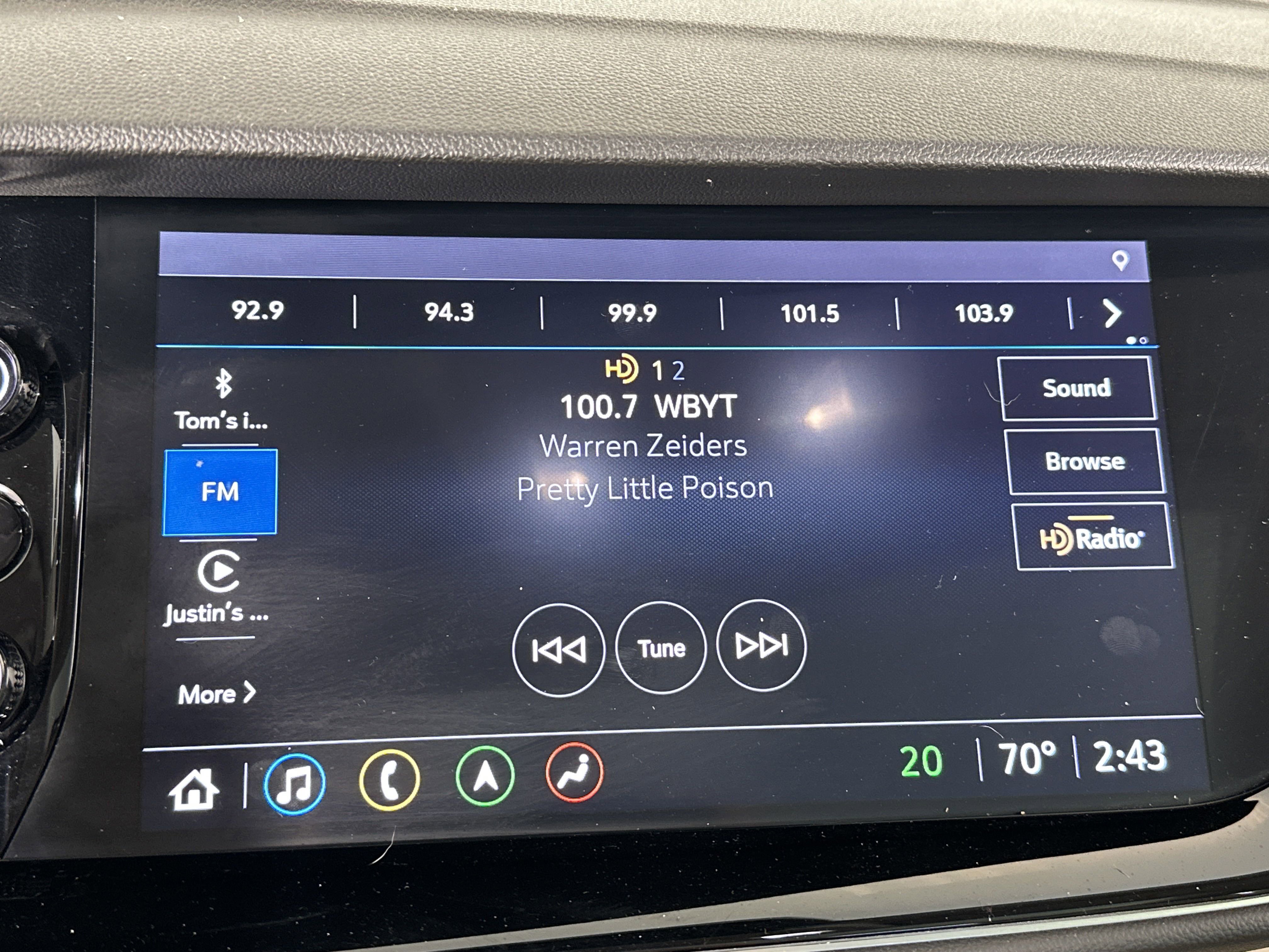 2021 Buick Envision Avenir photo 8