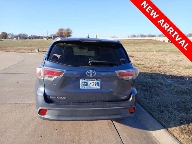 2015 Toyota Highlander Base Hybrid photo 4