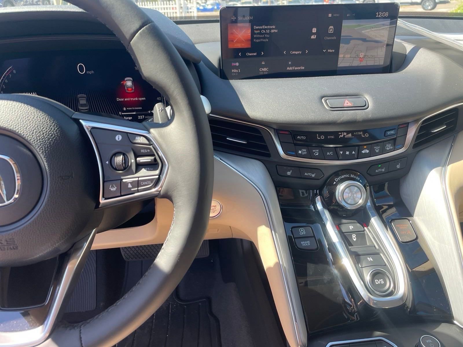 2025 Acura TLX Technology photo 13