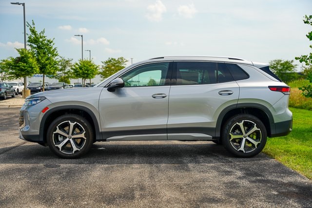 2025 Volkswagen Tiguan SE photo 24