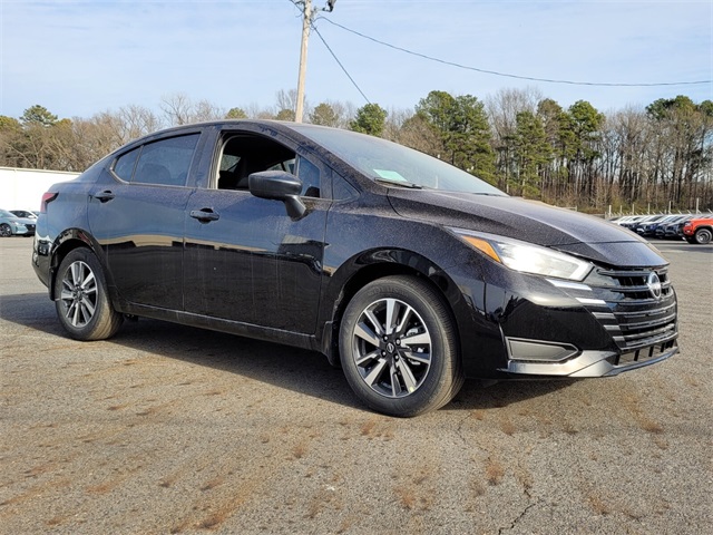 2025 Nissan Versa S photo 2
