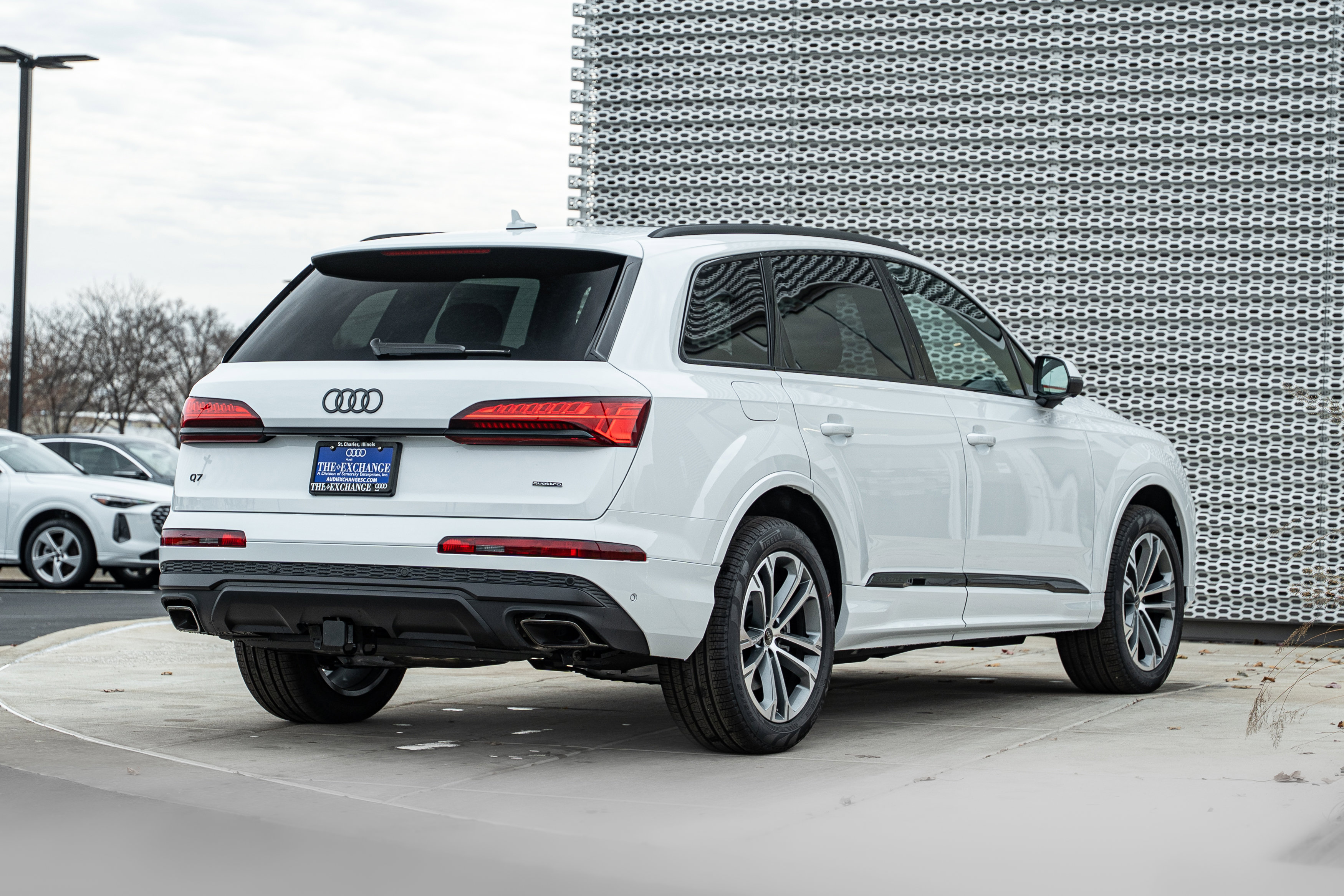 2026 Audi Q7 Premium photo 4