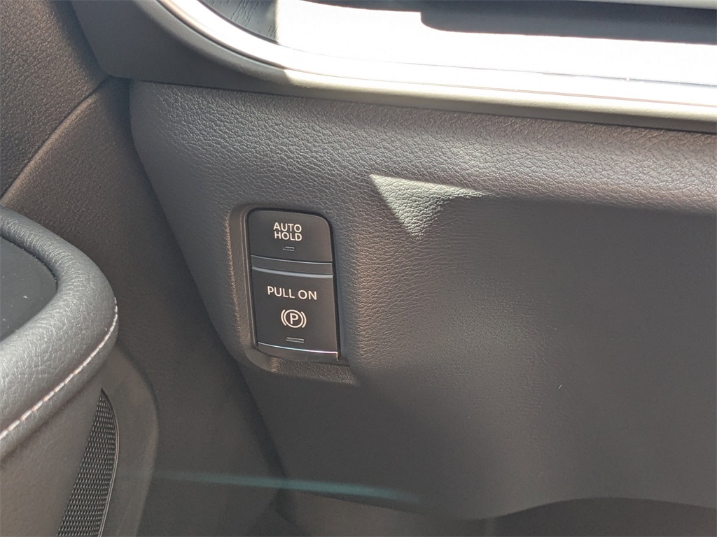 2026 Nissan Armada SV photo 20