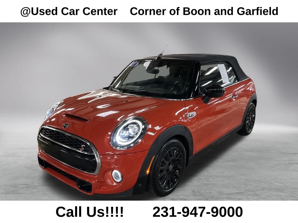 2021 MINI Convertible S's photo