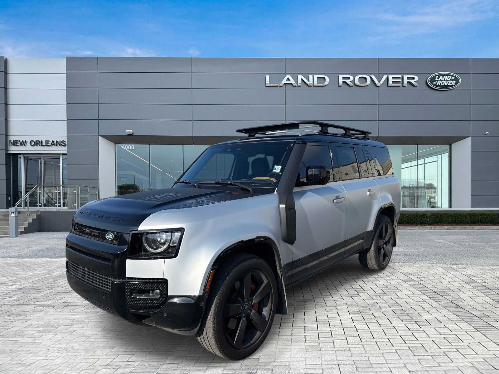2024 Land Rover Defender X's photo