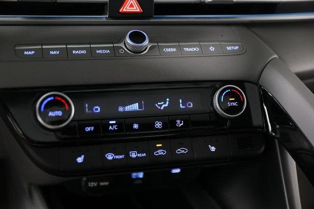 2025 Hyundai Elantra SEL Convenience photo 6